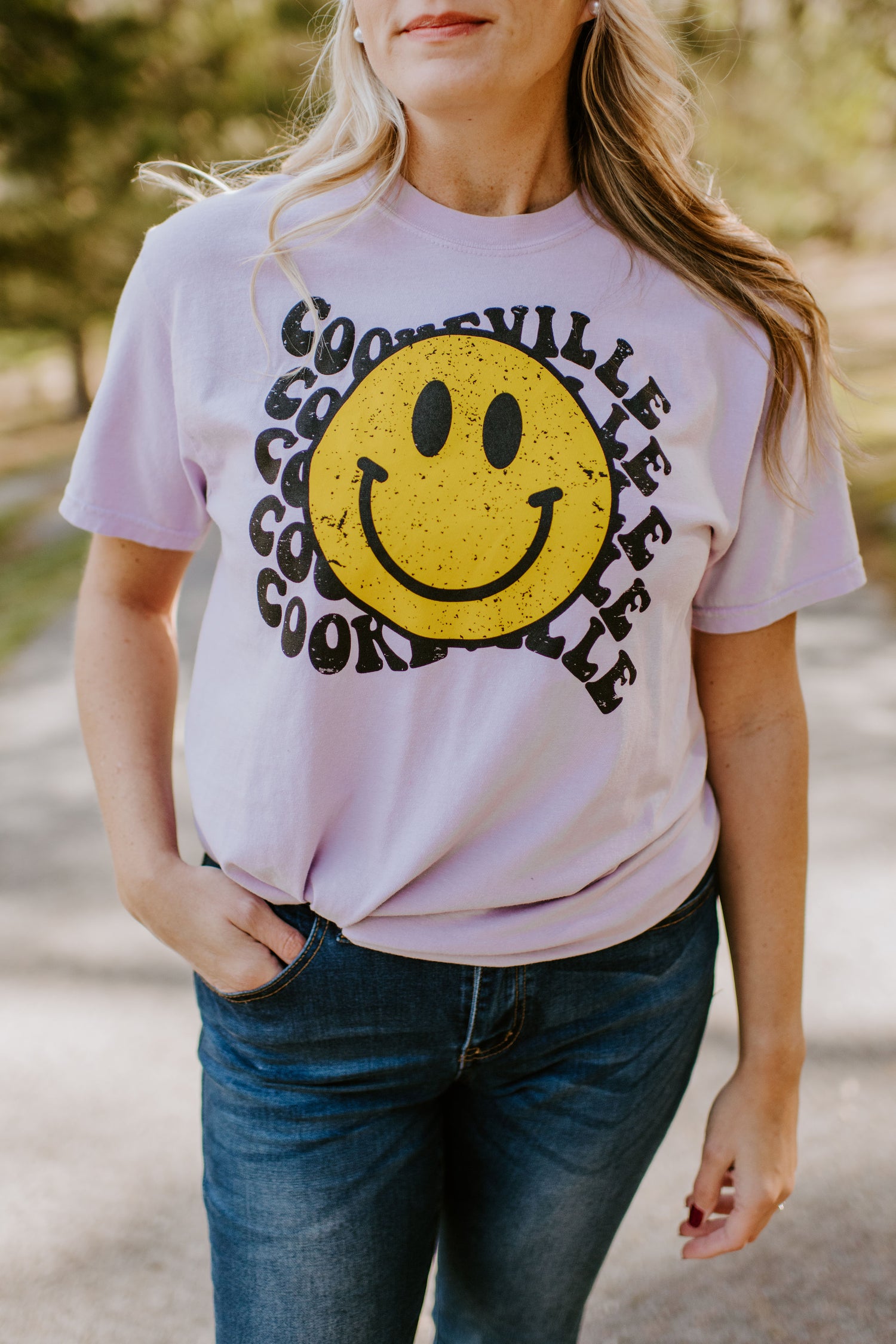 Cookeville Smiley Face {Comfort Colors}