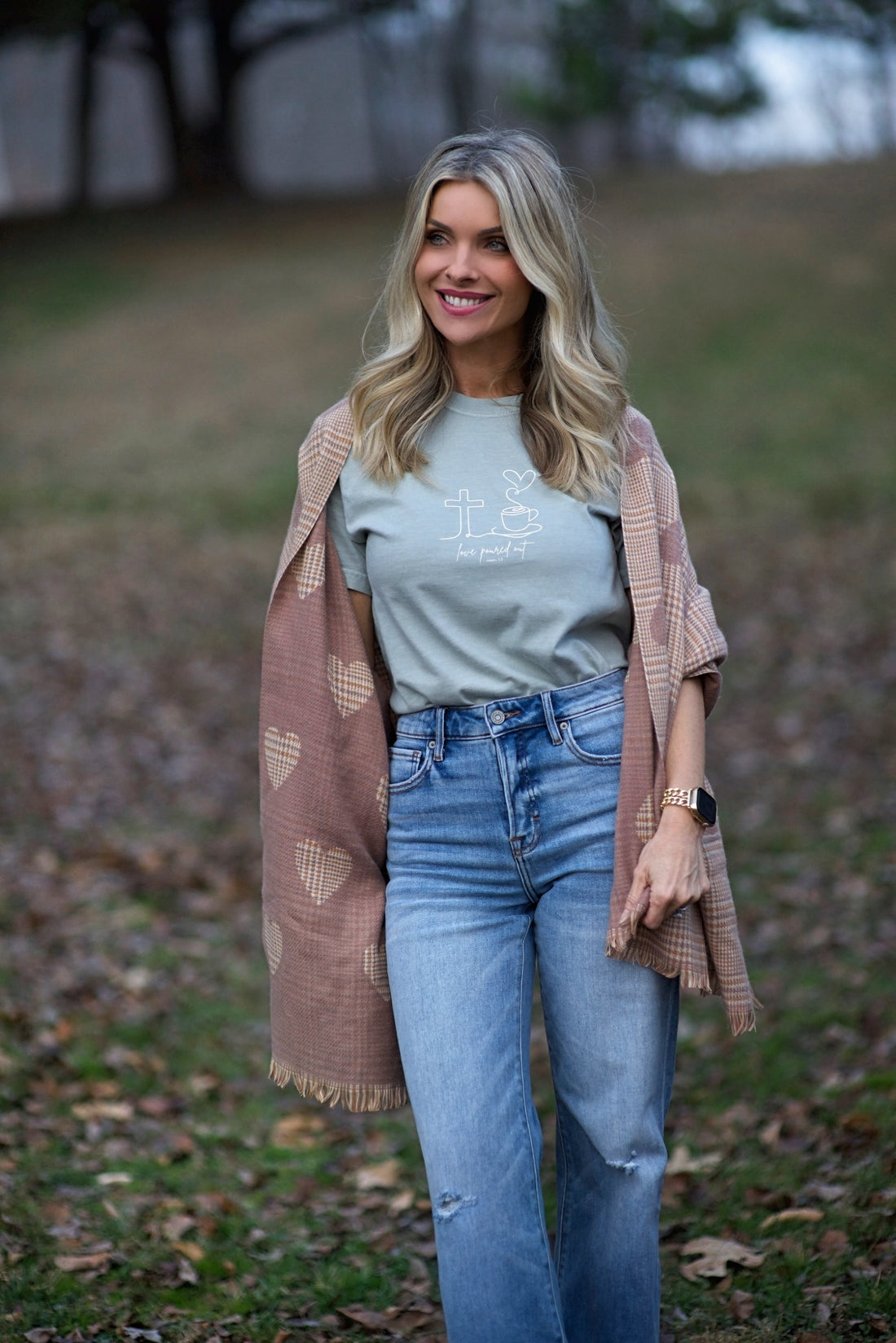 Love Poured Out {Romans 5:5} ~ Comfort Colors