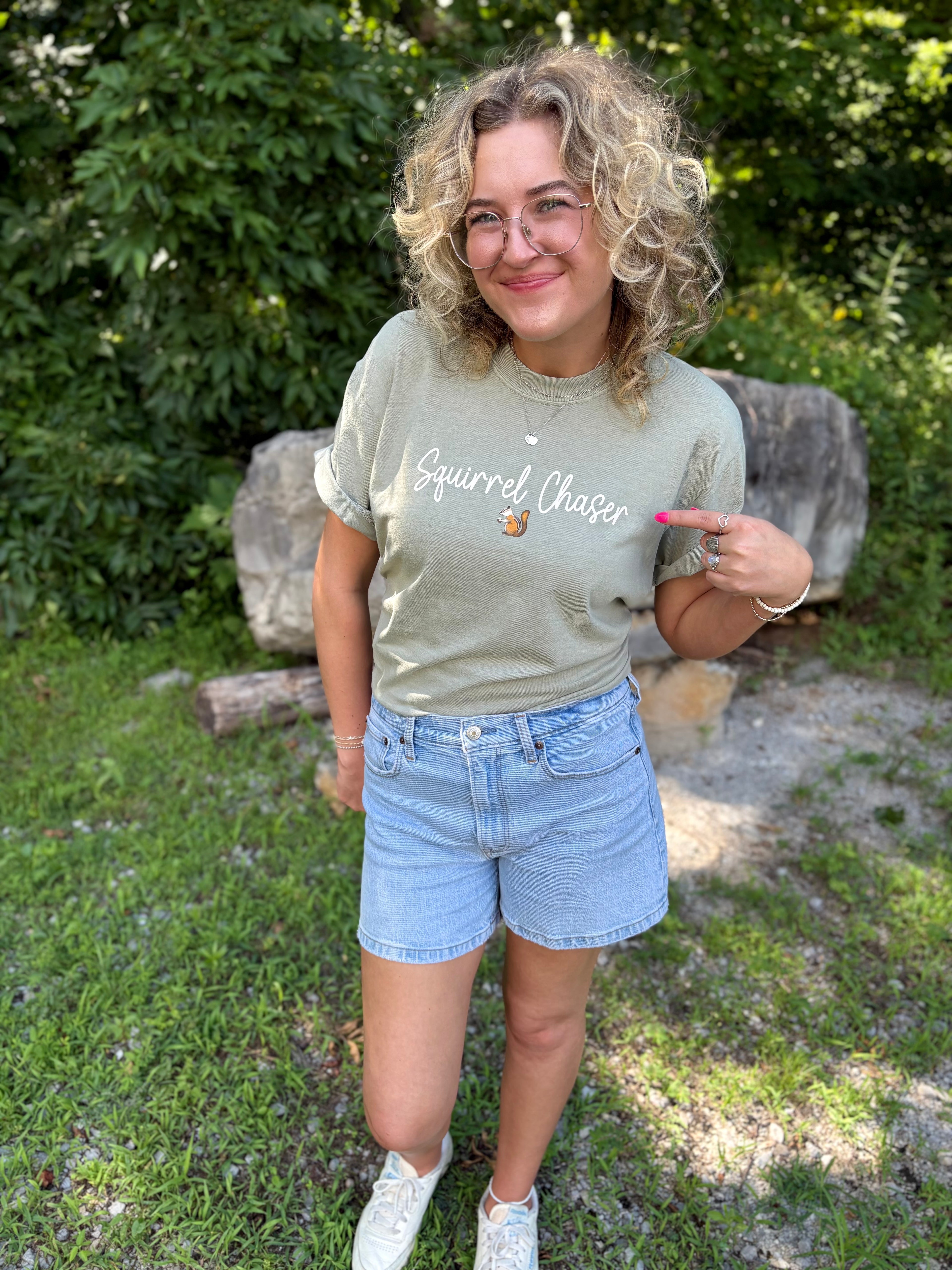 Squirrel Chaser {Comfort Colors}