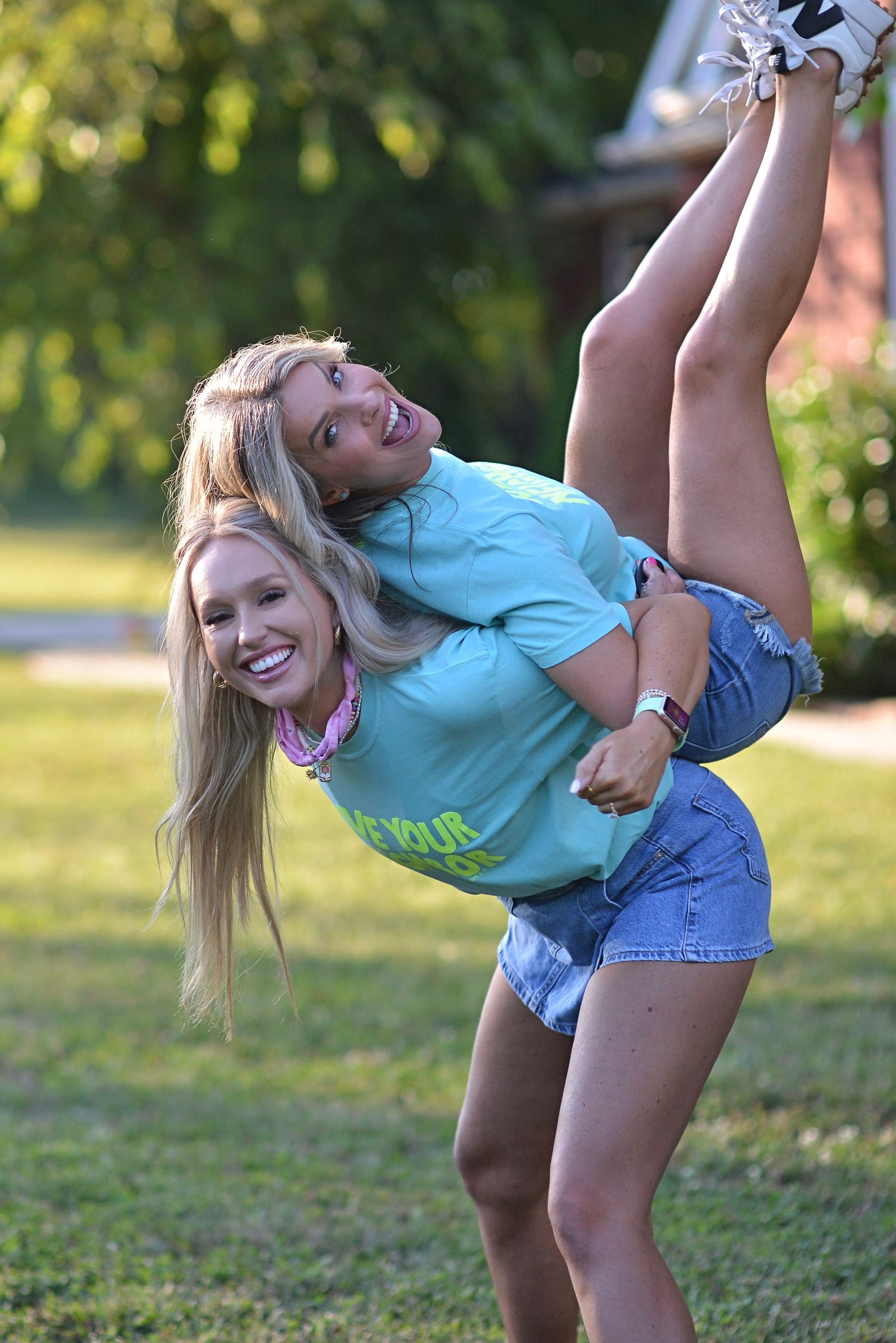 Love Your Neighbor {Comfort Colors}