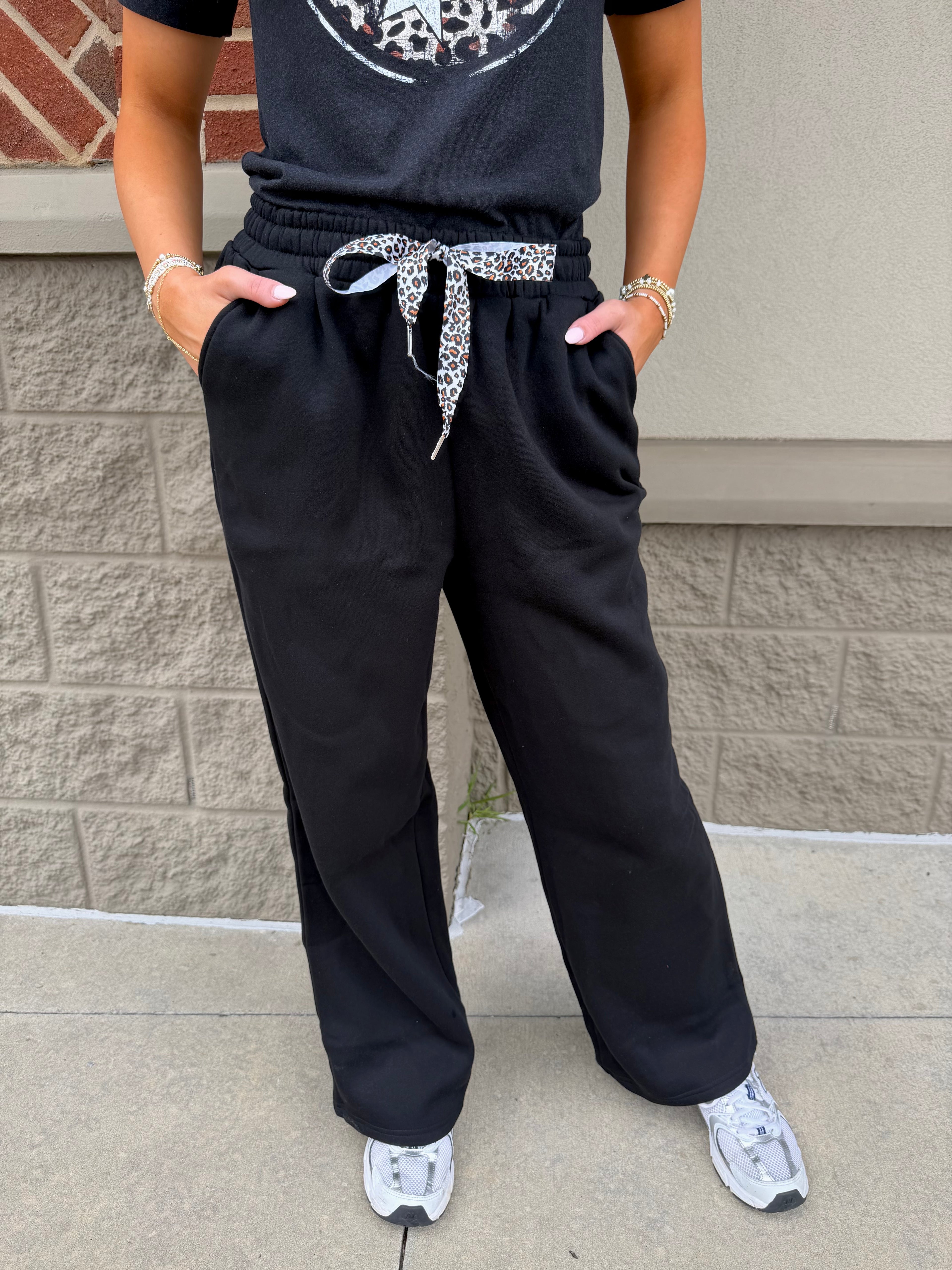 Black Fleece Lined Leopard Drawstring Elastic Waist Solid Pants