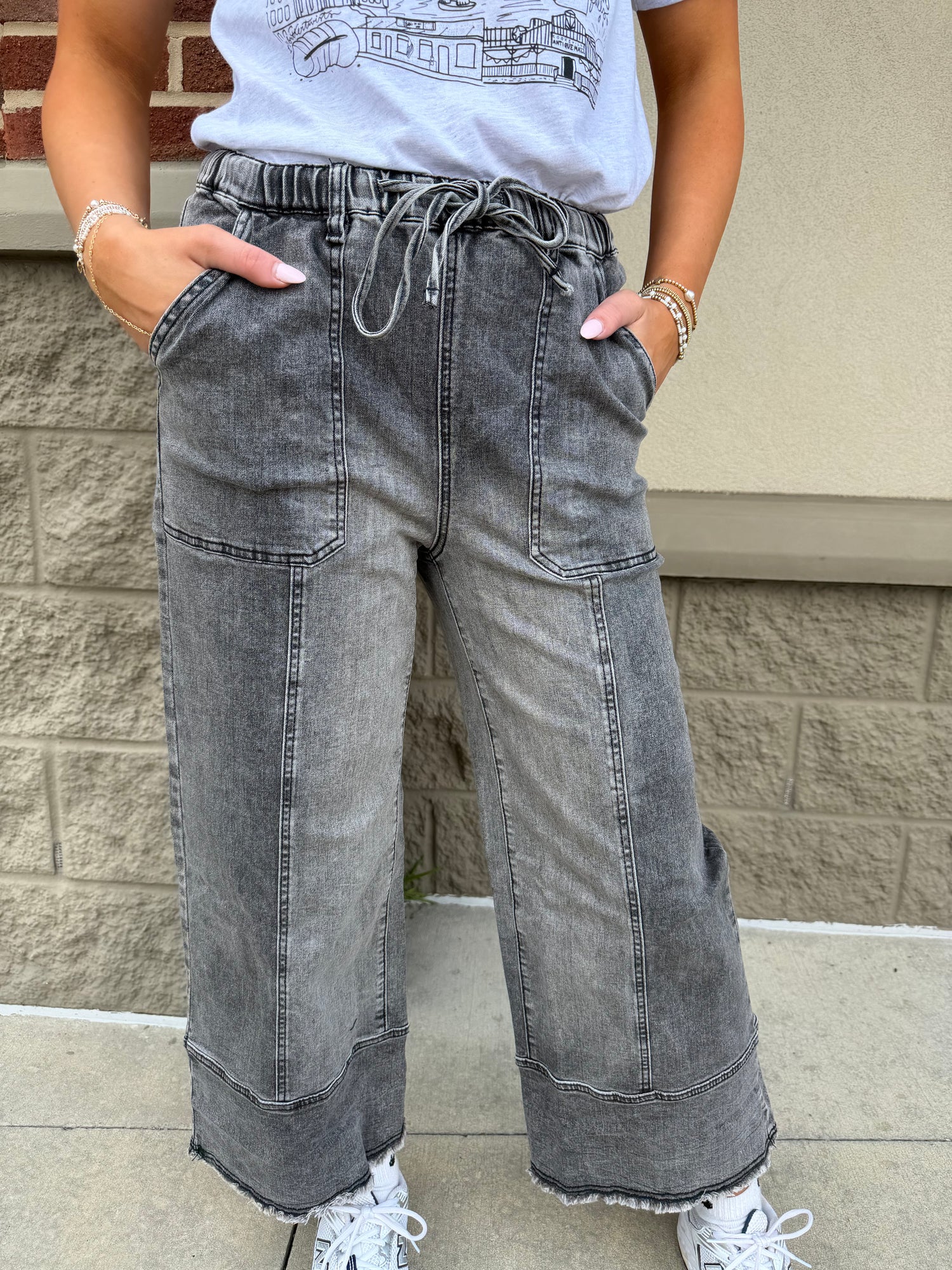 Drawstring Seam Detail Raw Hem Wide Leg Denim Pants
