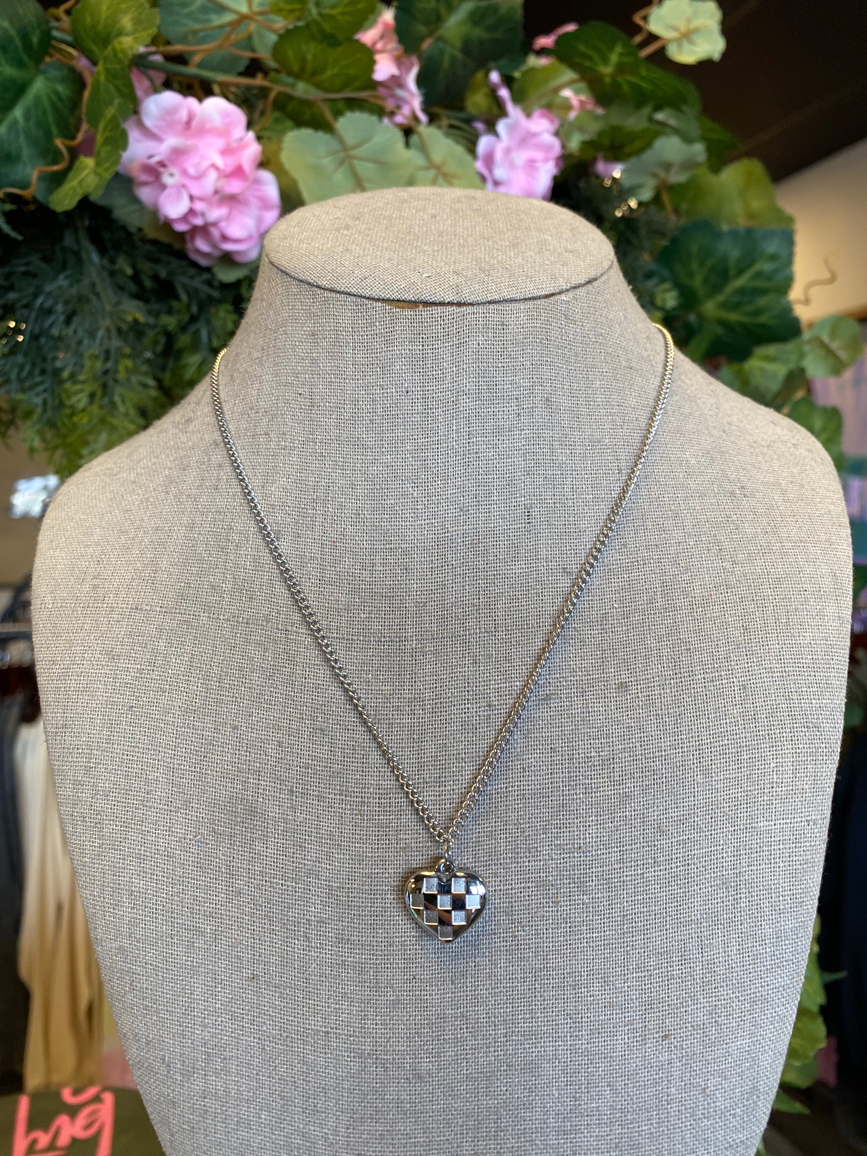 Heart Checker Necklace