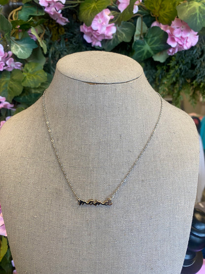 Mama Necklace