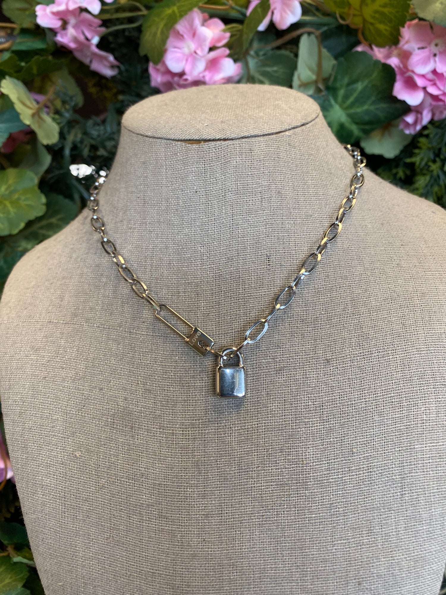 Lock &amp; Clip Chain Necklace