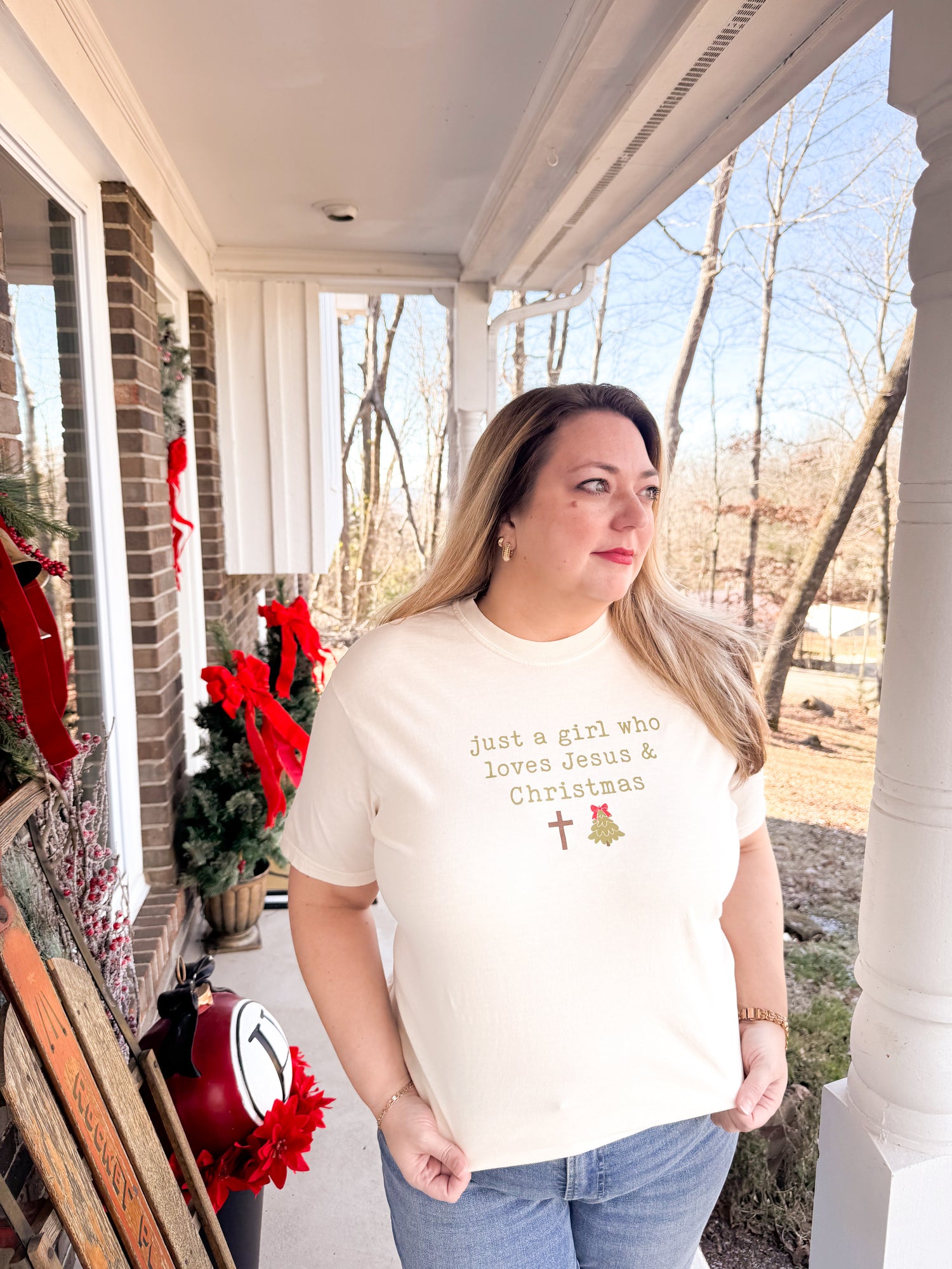 Just a girl who loves Jesus &amp; Christmas {Comfort Colors}