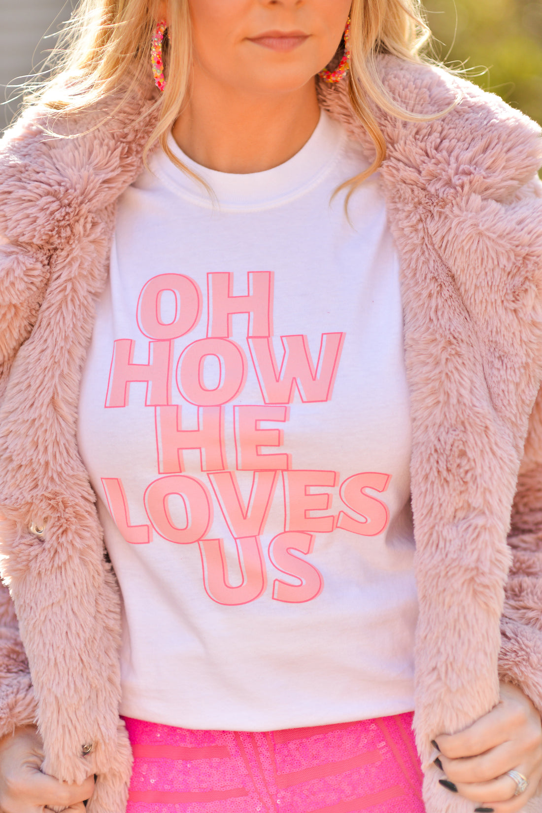 Oh How He Loves Us {Comfort Colors}