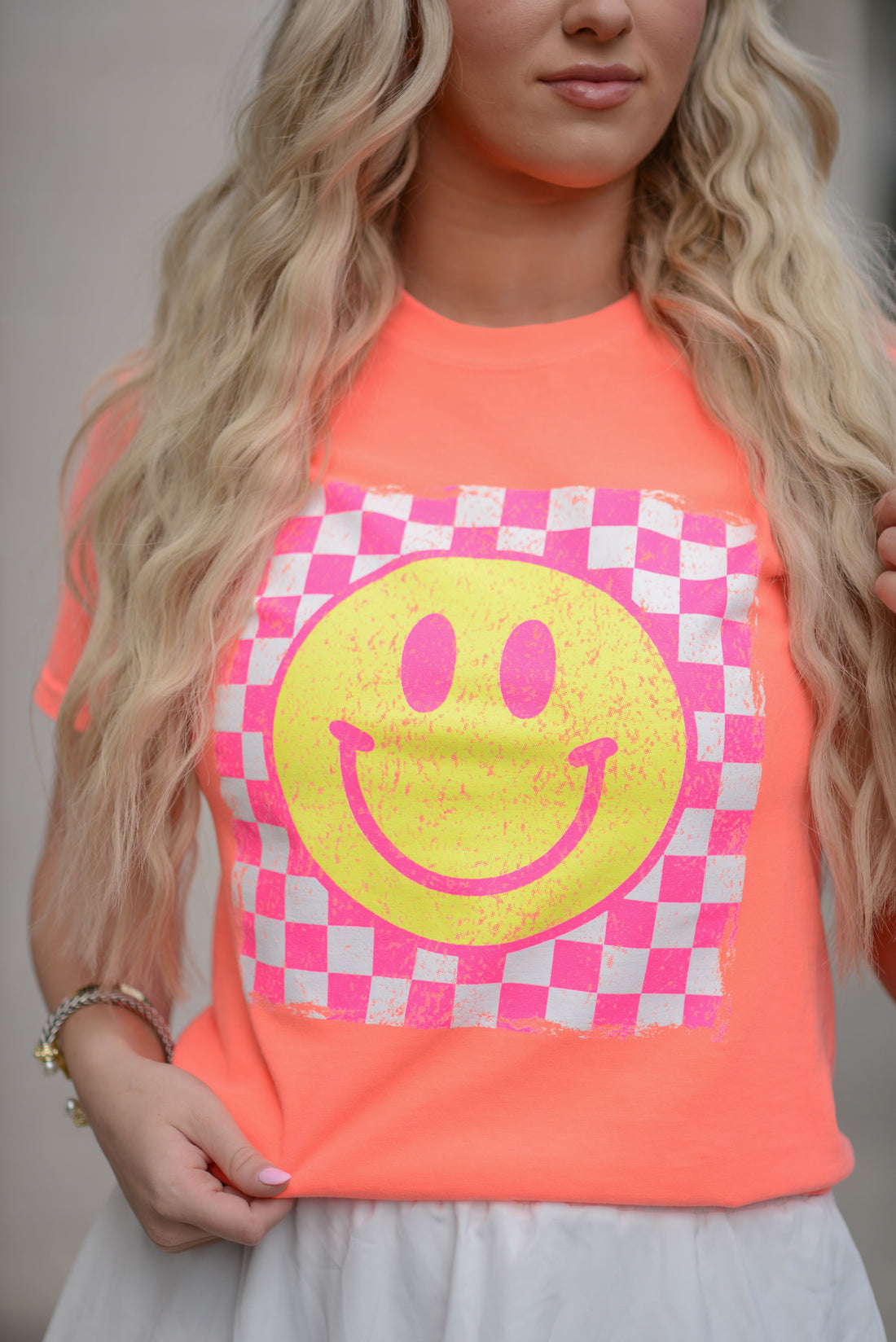 Smiley Face Checkerboard {Comfort Colors}